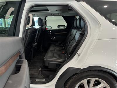 2017 Land Rover Discovery HSE   - Photo 12 - Gladstone, OR 97027