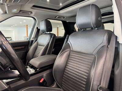2017 Land Rover Discovery HSE   - Photo 14 - Gladstone, OR 97027