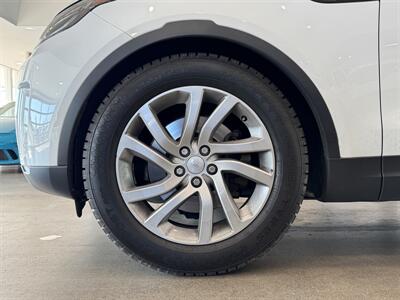 2017 Land Rover Discovery HSE   - Photo 32 - Gladstone, OR 97027