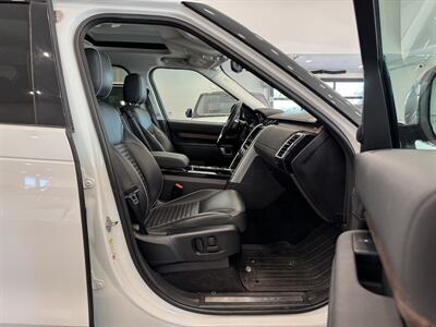 2017 Land Rover Discovery HSE   - Photo 9 - Gladstone, OR 97027