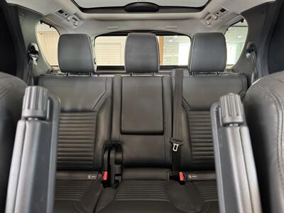 2017 Land Rover Discovery HSE   - Photo 11 - Gladstone, OR 97027