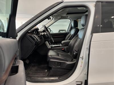 2017 Land Rover Discovery HSE   - Photo 7 - Gladstone, OR 97027