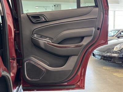 2020 GMC Yukon SLT   - Photo 16 - Gladstone, OR 97027