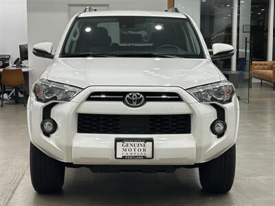 2020 Toyota 4Runner SR5 Premium   - Photo 2 - Gladstone, OR 97027