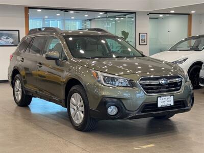 2018 Subaru Outback 2.5i Premium   - Photo 3 - Gladstone, OR 97027