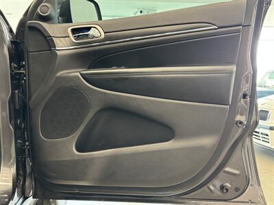 2018 Jeep Grand Cherokee Limited   - Photo 14 - Gladstone, OR 97027