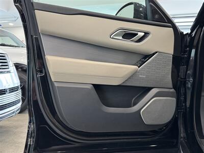 2021 Land Rover Range Rover Velar P250 R-Dynamic S   - Photo 16 - Gladstone, OR 97027