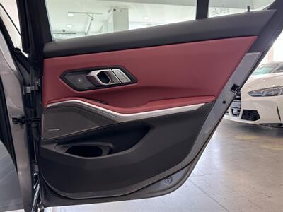 2023 BMW 330i xDrive   - Photo 16 - Gladstone, OR 97027