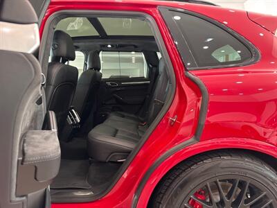 2016 Porsche Cayenne GTS   - Photo 10 - Gladstone, OR 97027