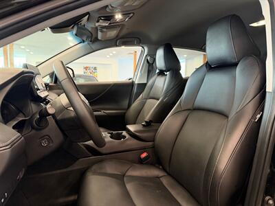 2024 Toyota Venza LE   - Photo 6 - Gladstone, OR 97027