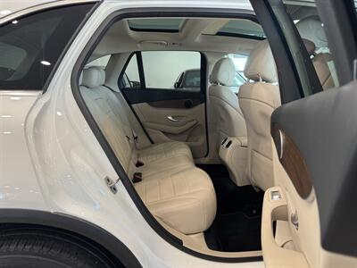 2021 Mercedes-Benz GLC GLC 300 4MATIC   - Photo 10 - Gladstone, OR 97027