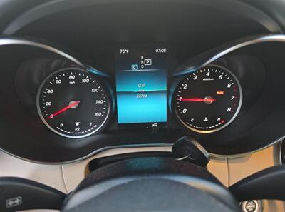 2021 Mercedes-Benz GLC 300 4MATIC   - Photo 11 - Gladstone, OR 97027