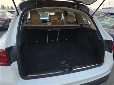 2021 Mercedes-Benz GLC 300 4MATIC   - Photo 13 - Gladstone, OR 97027