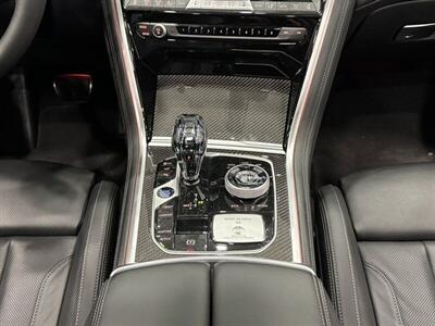 2022 BMW ALPINA B8 xDrive   - Photo 32 - Gladstone, OR 97027