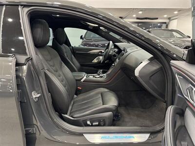 2022 BMW ALPINA B8 xDrive   - Photo 9 - Gladstone, OR 97027