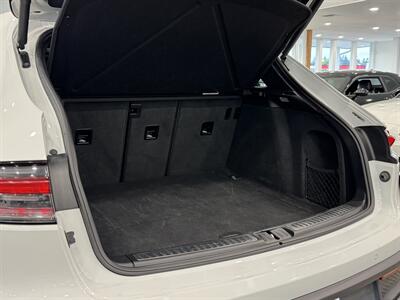 2024 Porsche Macan   - Photo 43 - Gladstone, OR 97027