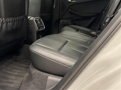 2024 Porsche Macan   - Photo 19 - Gladstone, OR 97027