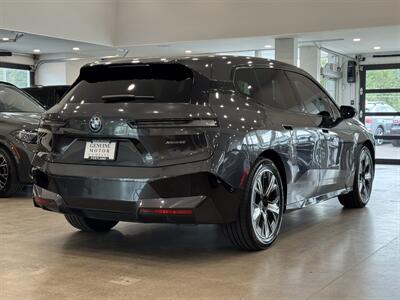 2022 BMW iX xDrive50   - Photo 6 - Gladstone, OR 97027