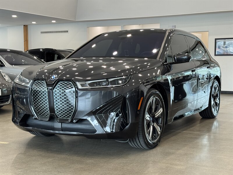 2022 BMW iX xDrive50  