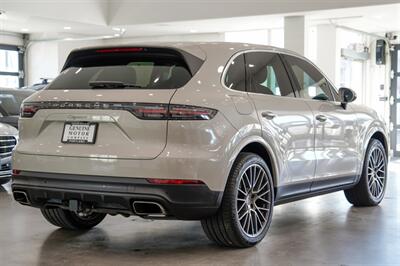 2023 Porsche Cayenne Platinum Edition   - Photo 6 - Gladstone, OR 97027