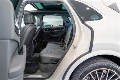 2023 Porsche Cayenne Platinum Edition   - Photo 11 - Gladstone, OR 97027