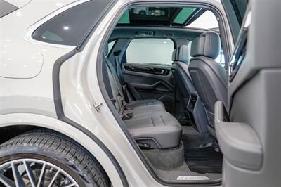 2023 Porsche Cayenne Platinum Edition   - Photo 13 - Gladstone, OR 97027