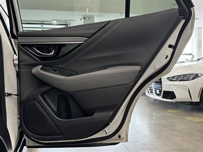 2020 Subaru Outback Onyx Edition XT   - Photo 16 - Gladstone, OR 97027