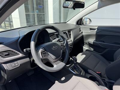 2020 Hyundai ACCENT SE   - Photo 3 - Gladstone, OR 97027