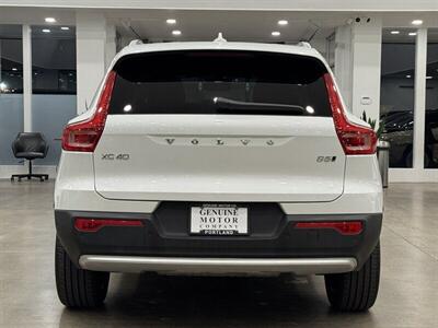 2025 Volvo XC40 B5 Core Bright Theme - Photo 5 - Gladstone, OR 97027