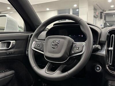 2025 Volvo XC40 B5 Core Bright Theme - Photo 29 - Gladstone, OR 97027
