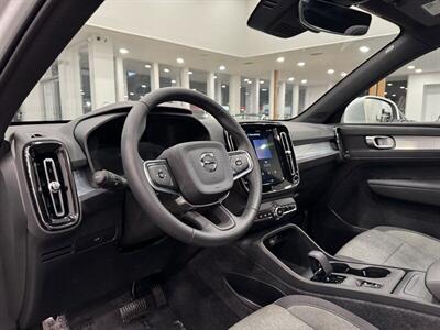 2025 Volvo XC40 B5 Core Bright Theme - Photo 21 - Gladstone, OR 97027