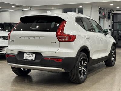 2025 Volvo XC40 B5 Core Bright Theme - Photo 6 - Gladstone, OR 97027