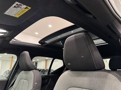 2025 Volvo XC40 B5 Core Bright Theme - Photo 40 - Gladstone, OR 97027