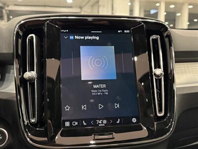 2025 Volvo XC40 B5 Core Bright Theme - Photo 33 - Gladstone, OR 97027