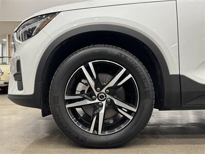 2025 Volvo XC40 B5 Core Bright Theme - Photo 44 - Gladstone, OR 97027