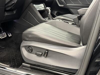 2022 Volkswagen Tiguan SE R-Line Black 4Motion   - Photo 17 - Gladstone, OR 97027