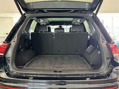 2022 Volkswagen Tiguan SE R-Line Black 4Motion   - Photo 41 - Gladstone, OR 97027