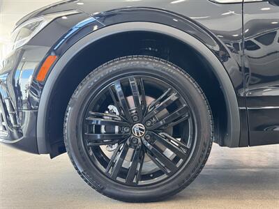 2022 Volkswagen Tiguan SE R-Line Black 4Motion   - Photo 44 - Gladstone, OR 97027