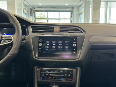 2022 Volkswagen Tiguan SE R-Line Black 4Motion   - Photo 24 - Gladstone, OR 97027