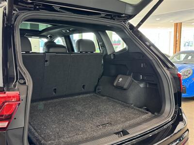 2022 Volkswagen Tiguan SE R-Line Black 4Motion   - Photo 43 - Gladstone, OR 97027