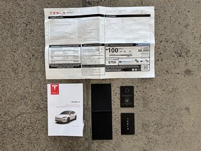 2024 Tesla Model X   - Photo 40 - Gladstone, OR 97027
