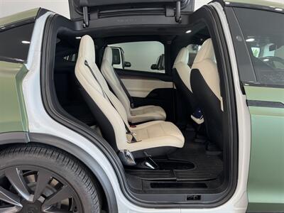 2024 Tesla Model X   - Photo 10 - Gladstone, OR 97027