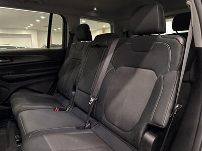 2023 Jeep Grand Cherokee L Laredo   - Photo 15 - Gladstone, OR 97027
