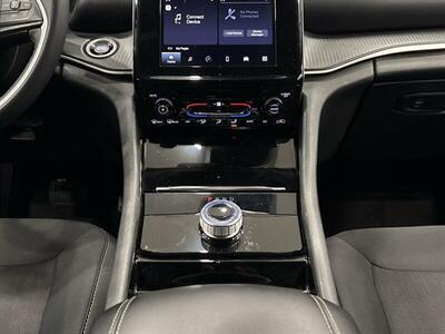 2023 Jeep Grand Cherokee L Laredo   - Photo 26 - Gladstone, OR 97027