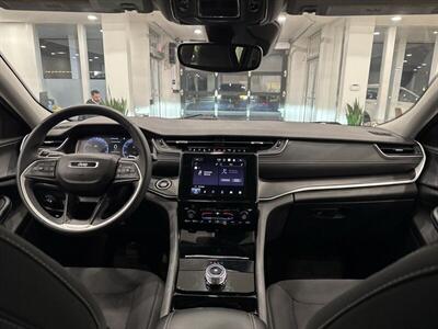 2023 Jeep Grand Cherokee L Laredo   - Photo 7 - Gladstone, OR 97027