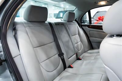 2005 Jaguar XJ8   - Photo 24 - Gladstone, OR 97027