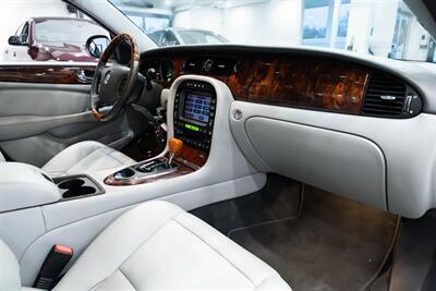 2005 Jaguar XJ8   - Photo 27 - Gladstone, OR 97027
