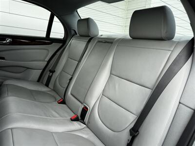 2005 Jaguar XJ8   - Photo 7 - Gladstone, OR 97027