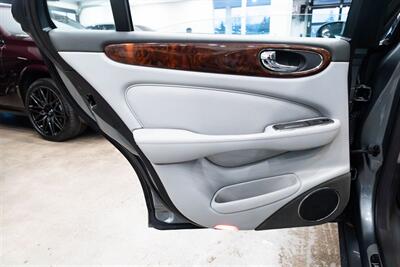 2005 Jaguar XJ8   - Photo 21 - Gladstone, OR 97027