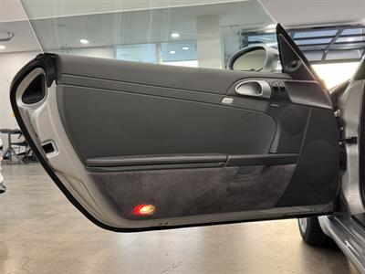 2006 Porsche Cayman S   - Photo 8 - Gladstone, OR 97027